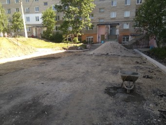 Продолжение: ремонт во дворах Кузнецова, 4 и 6 5