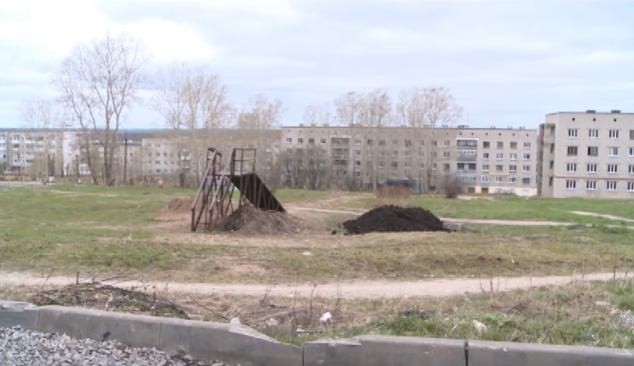 В Соликамске обсудили ситуацию с детскими городками
