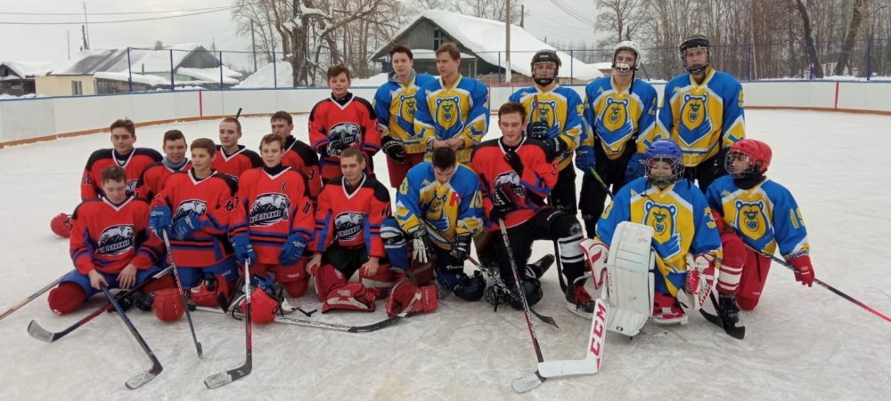 Состоялся матч в рамках Открытого первенства Соликамского городского округа по хоккею