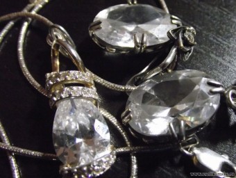 камни и бижу))