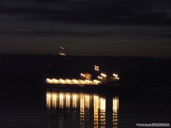 а это шоу для тех, кто остался на водозаборе после часа ночи)))