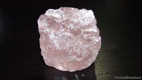 розовый кварц