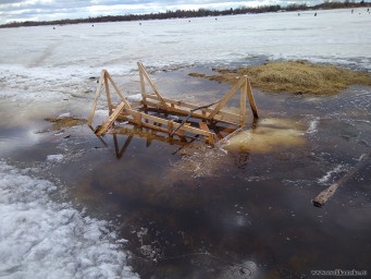 Боровая все еще закрыта льдом 5