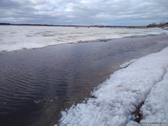 Боровая все еще закрыта льдом 3