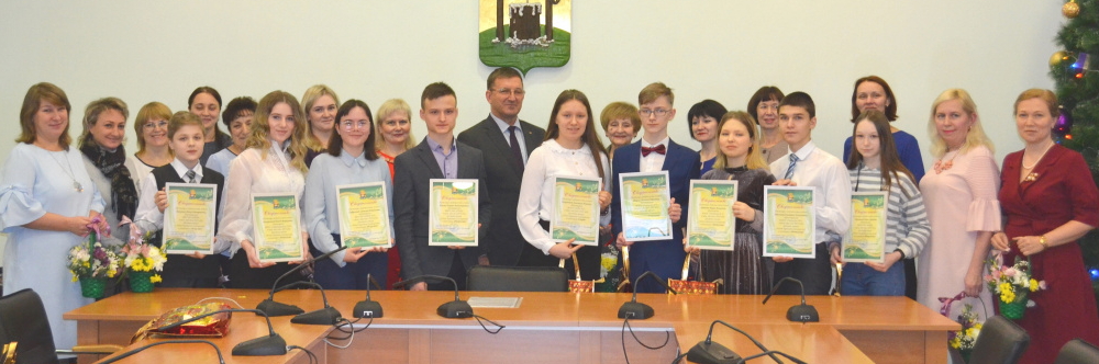 В Соликамске прошла торжественная церемония вручения премии «Юные дарования»